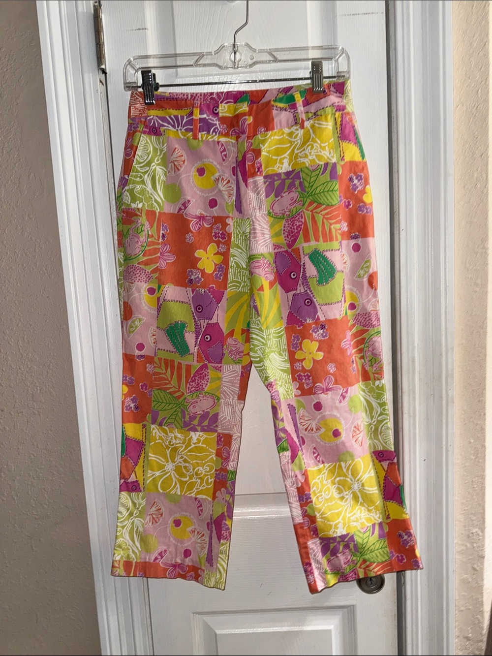 Lilly Pulitzer Size 2 Pink Green Orange Floral Patch Capri